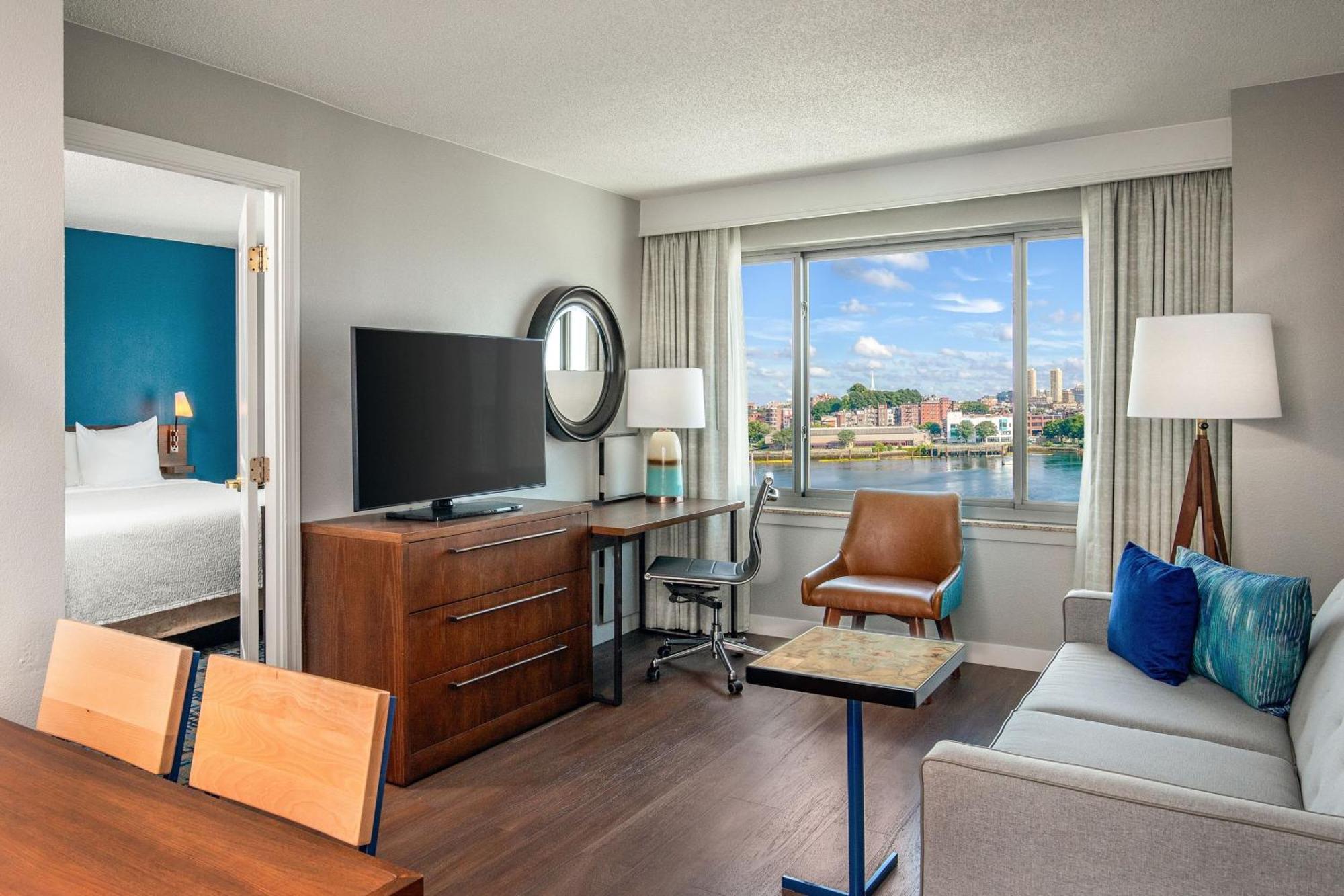 Residence Inn By Marriott Boston Harbor On Tudor Wharf מראה חיצוני תמונה