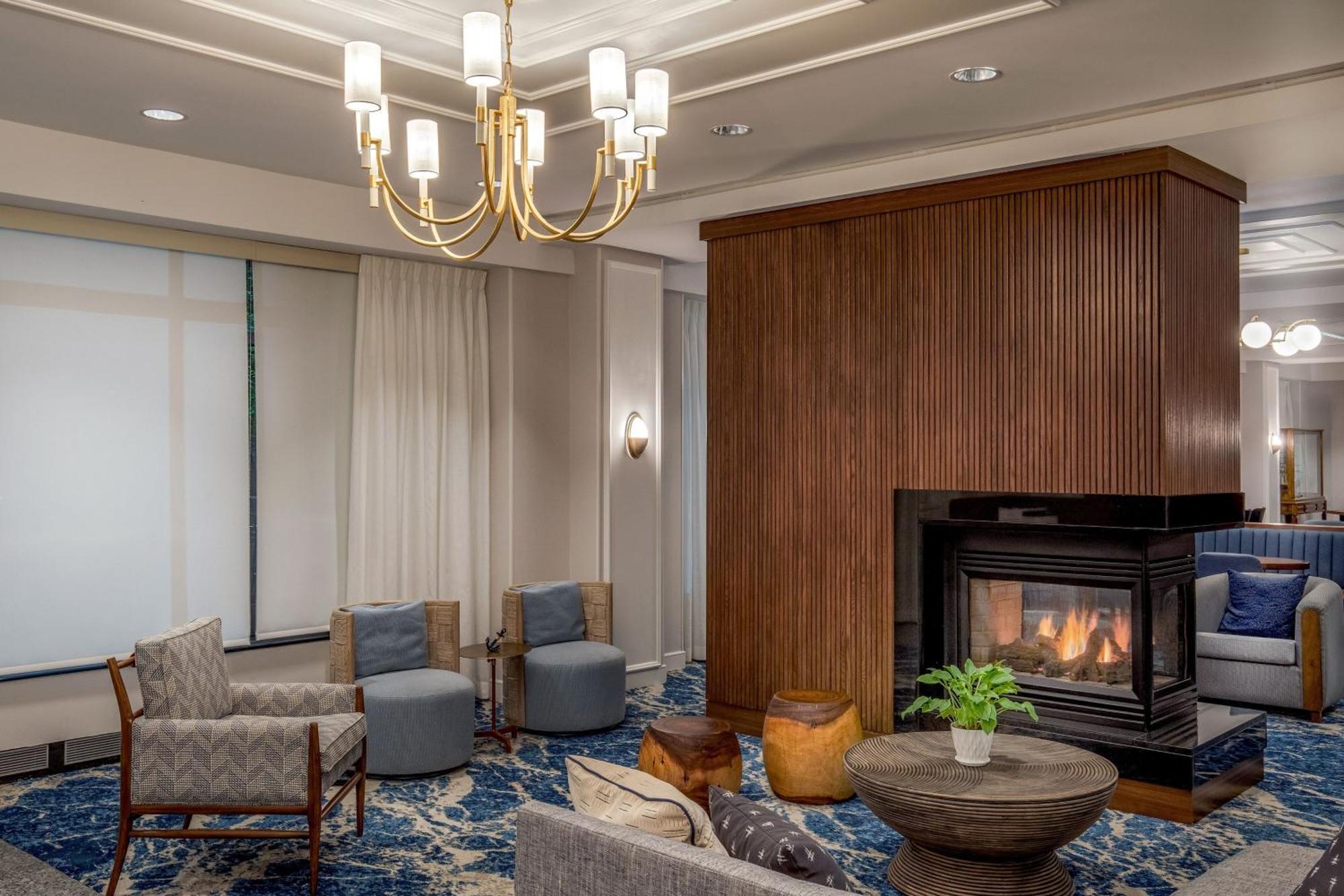Residence Inn By Marriott Boston Harbor On Tudor Wharf מראה חיצוני תמונה